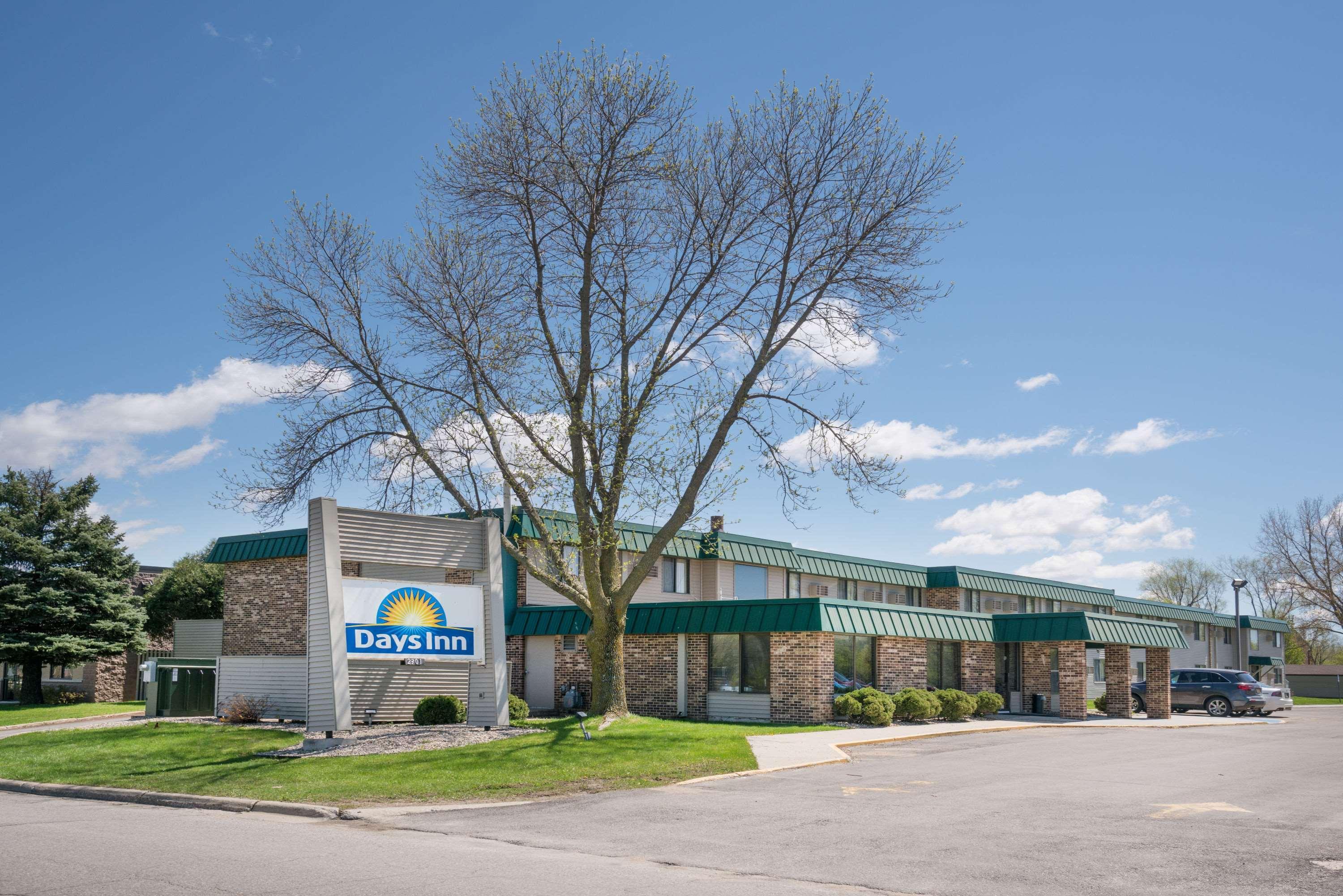 Days Inn By Wyndham Mason City Exterior photo